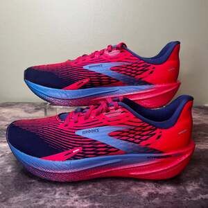 Brooks Women's Hyperion Max Neutral Running Shoes - Pink/Cobalt/Blissful Blue